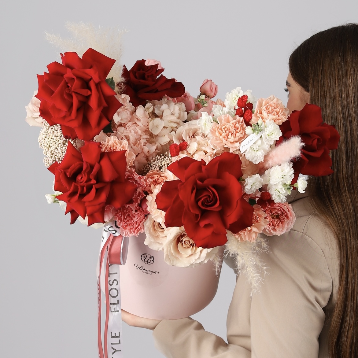 Цветы в коробке model №067